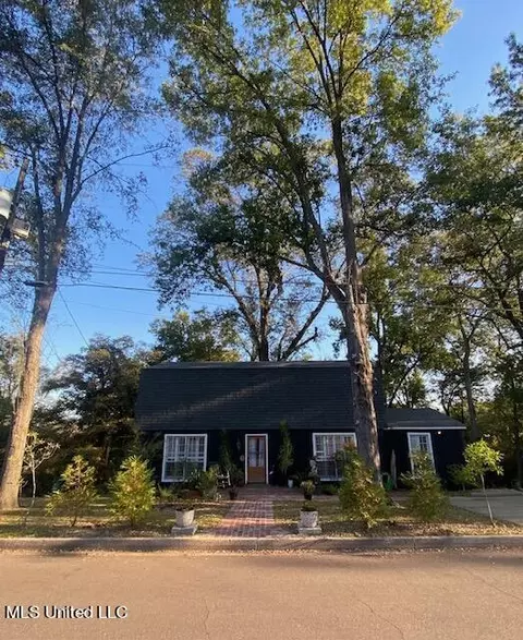 381 Clark St, Clarksdale, MS 38614