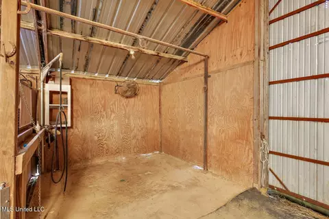 Other - 624 Mccluer Rd, Jackson, MS 39212 photo 8 of 16