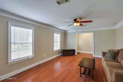 Living - 624 Mccluer Rd, Jackson, MS 39212 photo 3 of 3