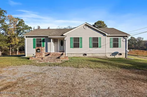 624 Mccluer Rd, Jackson, MS 39212