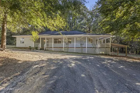 19916 Old River Rd, Vancleave, MS 39565