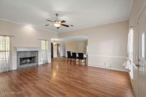 Living - 405 Anthony Cv, Byram, MS 39272 photo 1 of 1