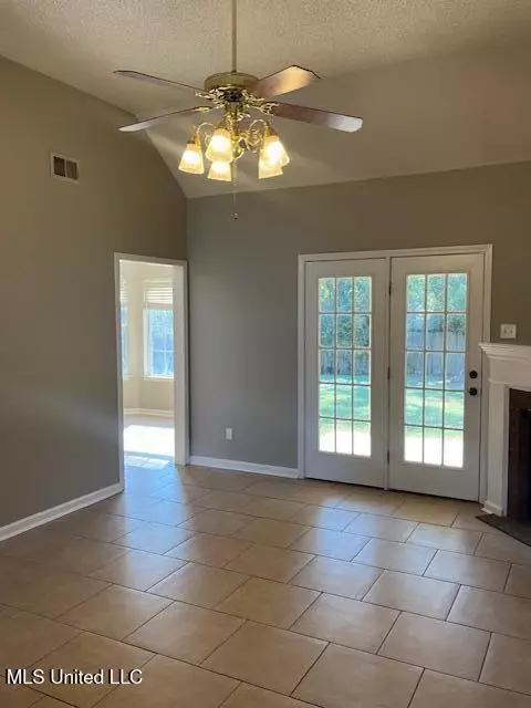 1179 Pendulum Dr, Hernando, MS 38632 photo 7
