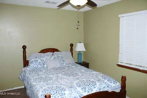 Bedroom - 1122 Beaver Dam Dr, Lucedale, MS 39452 photo 1 of 3