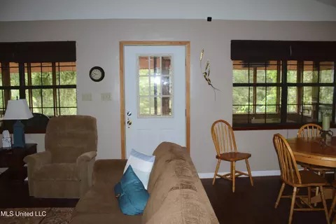 Entry Way - 1122 Beaver Dam Dr, Lucedale, MS 39452 photo 1 of 1