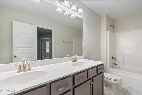 3932 Winter Pointe Dr, Olive Branch, MS 38654 photo 20