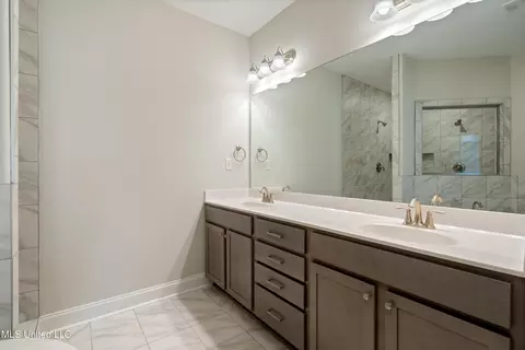 3932 Winter Pointe Dr, Olive Branch, MS 38654 photo 15