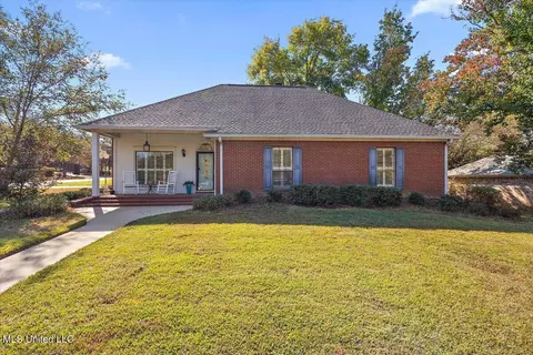 170 Trace Ridge Dr, Ridgeland, MS 39157
