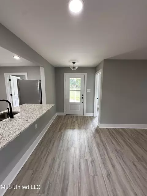 Entry Way - 15077 Alsobrooks Rd, Picayune, MS 39466 photo 1 of 1