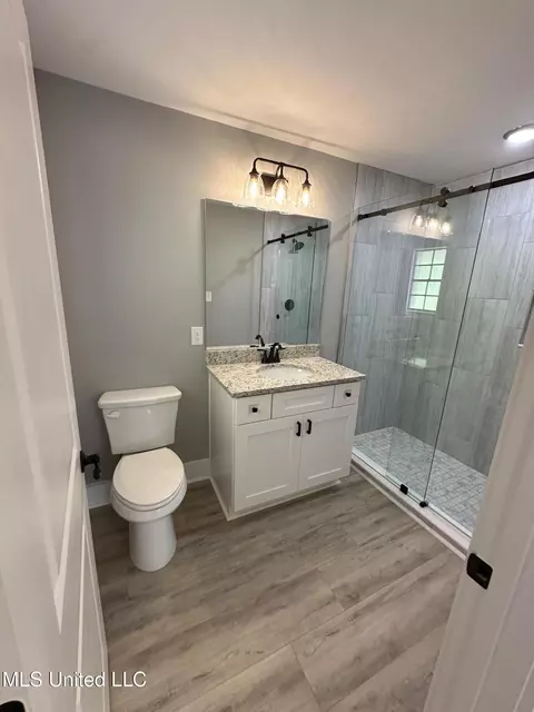 Bath - 15077 Alsobrooks Rd, Picayune, MS 39466 photo 1 of 4