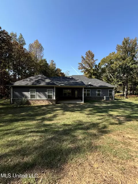 78 Beechtree Ln, Byhalia, MS 38611 photo 3