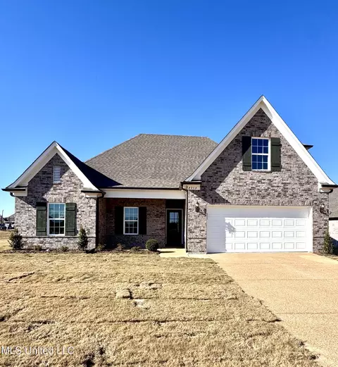 8959 Acorn Ln, Southaven, MS 38672