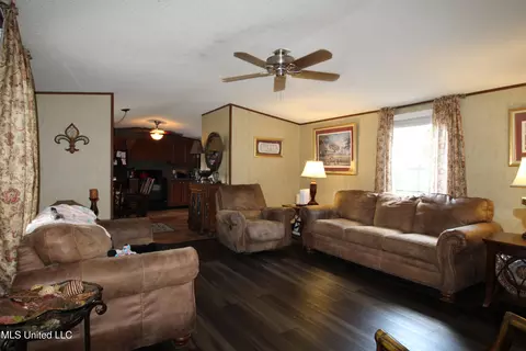 139 Knollcrest Dr, Lucedale, MS 39452 photo 7