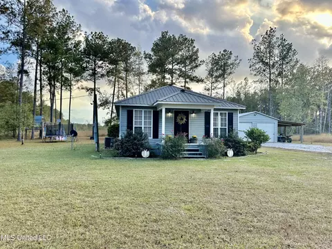 6294 Salem Rd, Mclain, MS 39456