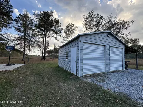 6294 Salem Rd, Mclain, MS 39456 photo 6