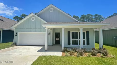 18411 Spring Hill Dr, Saucier, MS 39574