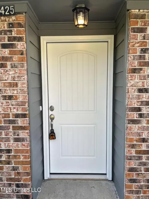 Entry Way - 2425 Academy Dr, Gautier, MS 39553 photo 1 of 1