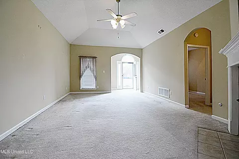 815 Cardinal Ln, Hernando, MS 38632 photo 3