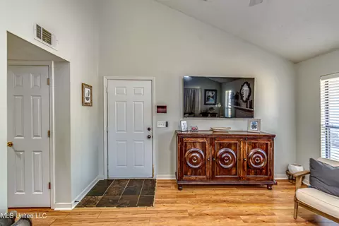 835 Planters Pt, Canton, MS 39046 photo 4