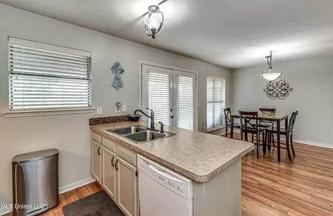 835 Planters Pt, Canton, MS 39046 photo 11