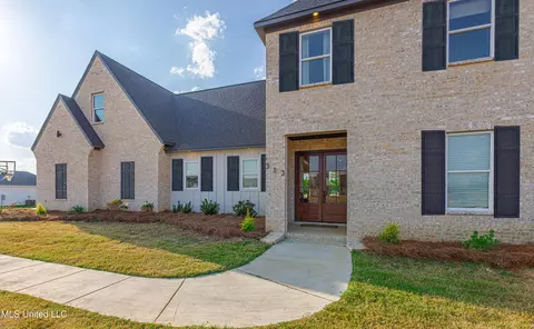 Exterior - 513 Stump Ridge Rd, Brandon, MS 39047 photo 2 of 8