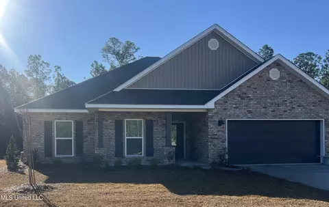 15241 Dandelion Dr, D'iberville, MS 39540