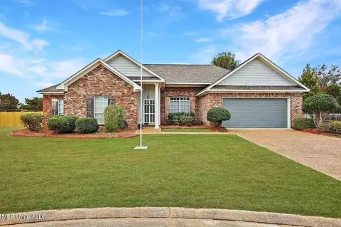 307 Prewitt Cir, Richland, MS 39218