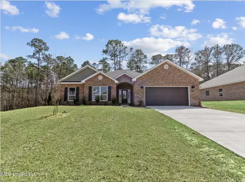 11709 Wakeland Ct, Ocean Springs, MS 39564