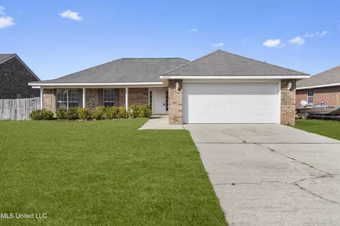 14121 Millie St, Biloxi, MS 39532
