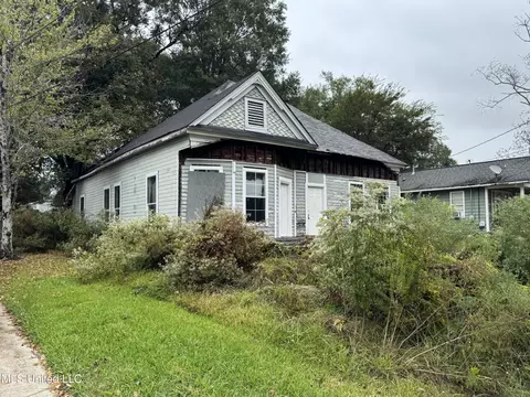 928 Hunt St, Jackson, MS 39203 photo 2