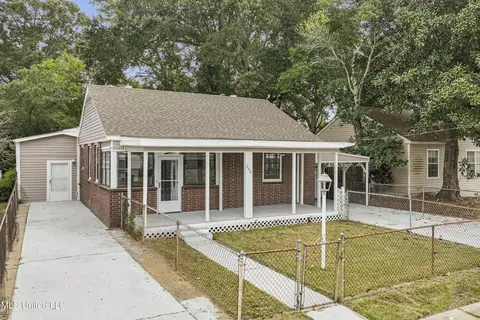 206 Bayly Dr, Biloxi, MS 39530