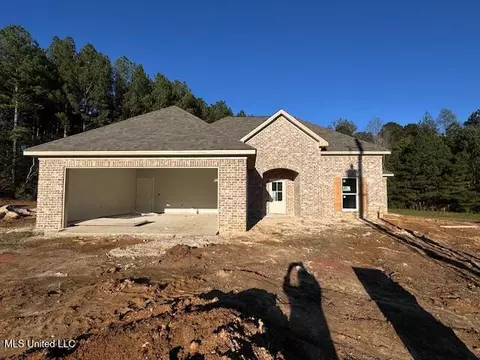 212 Dolly Ln, Magee, MS 39111