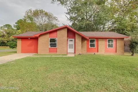 3618 Pentagon Dr, Pascagoula, MS 39581