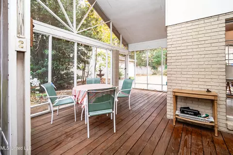 Exterior - 4840 Shadowwood Dr, Jackson, MS 39211 photo 8 of 10