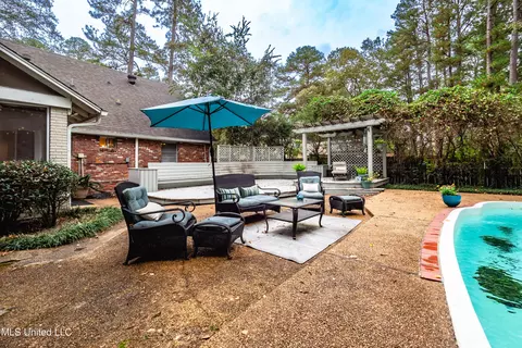 Exterior - 4840 Shadowwood Dr, Jackson, MS 39211 photo 3 of 10