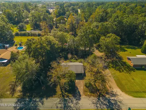 620 W Border Ave, Wiggins, MS 39577 photo 24
