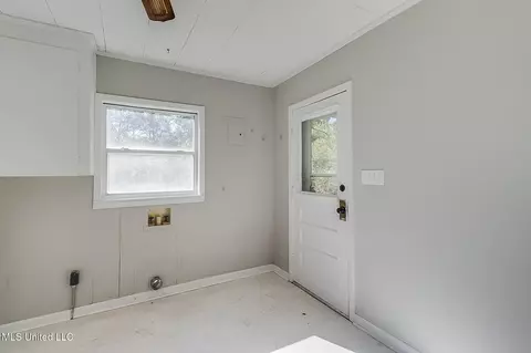 620 W Border Ave, Wiggins, MS 39577 photo 13