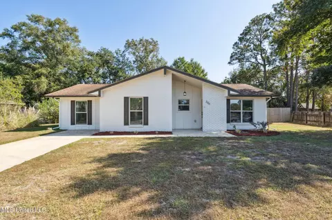 300 Rita Ln, Long Beach, MS 39560