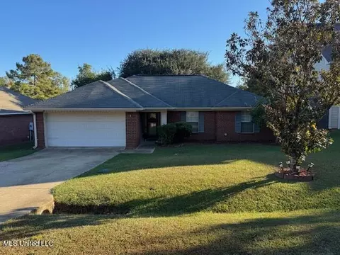 5037 Womack Dr, Byram, MS 39272