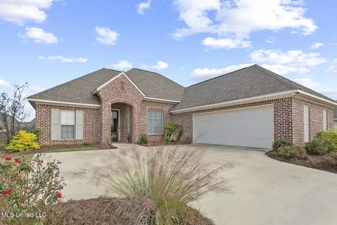 549 E Park St, Canton, MS 39046 photo 3