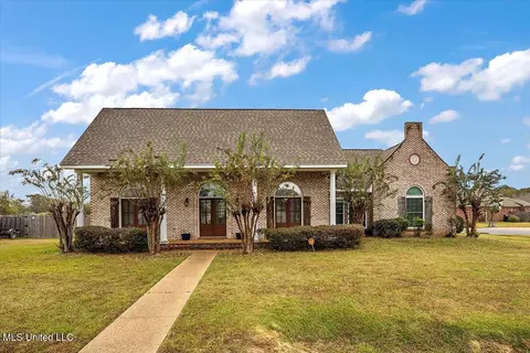 194 Holmar Dr, Brandon, MS 39047
