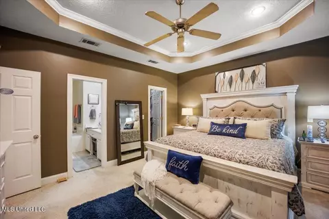Bedroom - 194 Holmar Dr, Brandon, MS 39047 photo 2 of 4