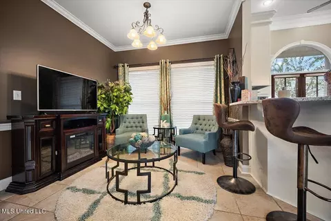 Living - 194 Holmar Dr, Brandon, MS 39047 photo 2 of 3