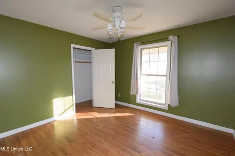 Bedroom - 2237 Brushy Creek Rd, Lucedale, MS 39452 photo 2 of 4