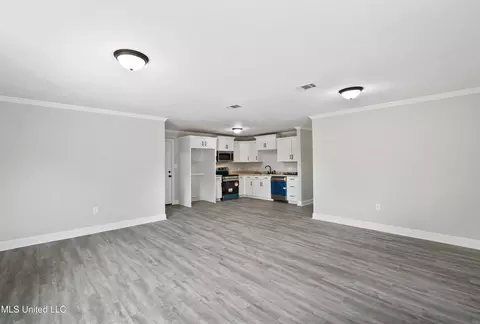 Living - 4019 Katie St, Moss Point, MS 39563 photo 1 of 2