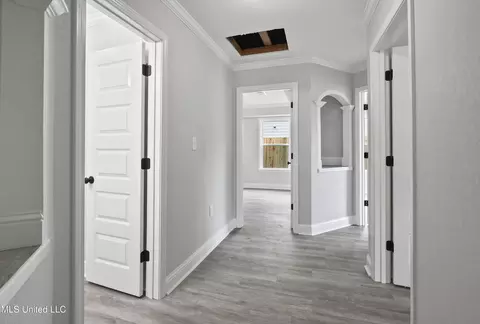 Entry Way - 4019 Katie St, Moss Point, MS 39563 photo 1 of 3