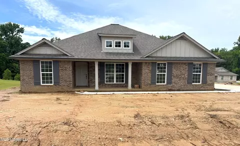 7835 Mary Mccoy Dr, Horn Lake, MS 38637