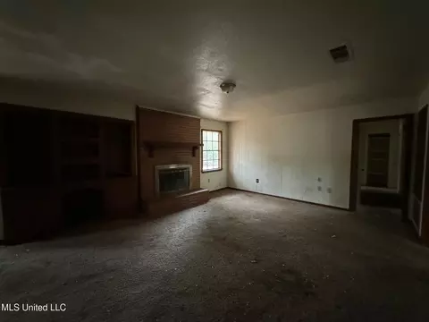 631 Tifton Dr, Jackson, MS 39212 photo 11