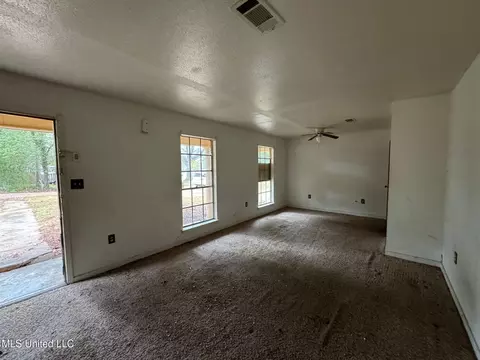 631 Tifton Dr, Jackson, MS 39212 photo 5
