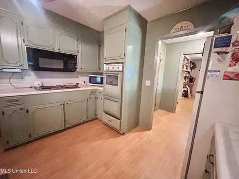 Kitchen - 1772 Cleary Rd, Florence, MS 39073 photo 1 of 3